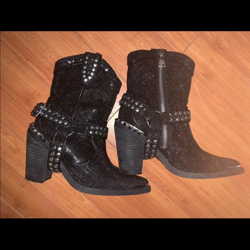 dolls kill cowboy boots